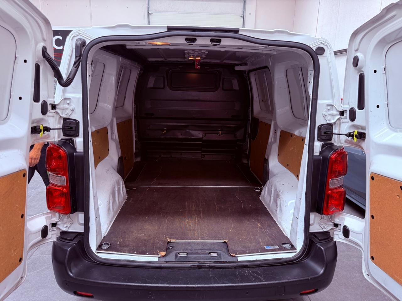 Peugeot Expert BlueHDi 115 S&S PC-TN Furgone Premium Compact
