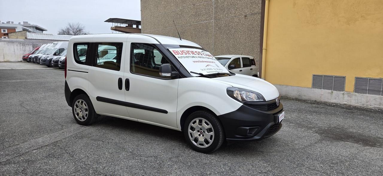 Fiat DOBLO' 1.6 MTJ 120 CV CH1 EASY CON GANCIO TRAINO OMOL AUTOCARRO 5 POSTI + IVA