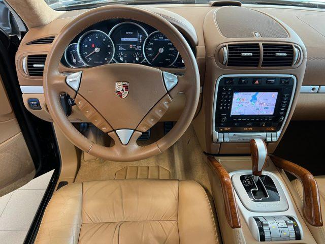 PORSCHE Cayenne 4.8 Turbo 500CV SOLO 87000KM ! SERVICE UFFICIALI !
