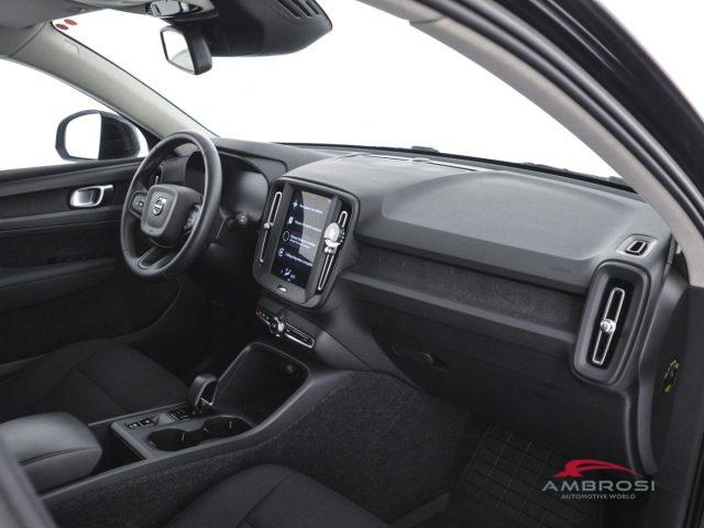 VOLVO XC40 T2 automatico Essential