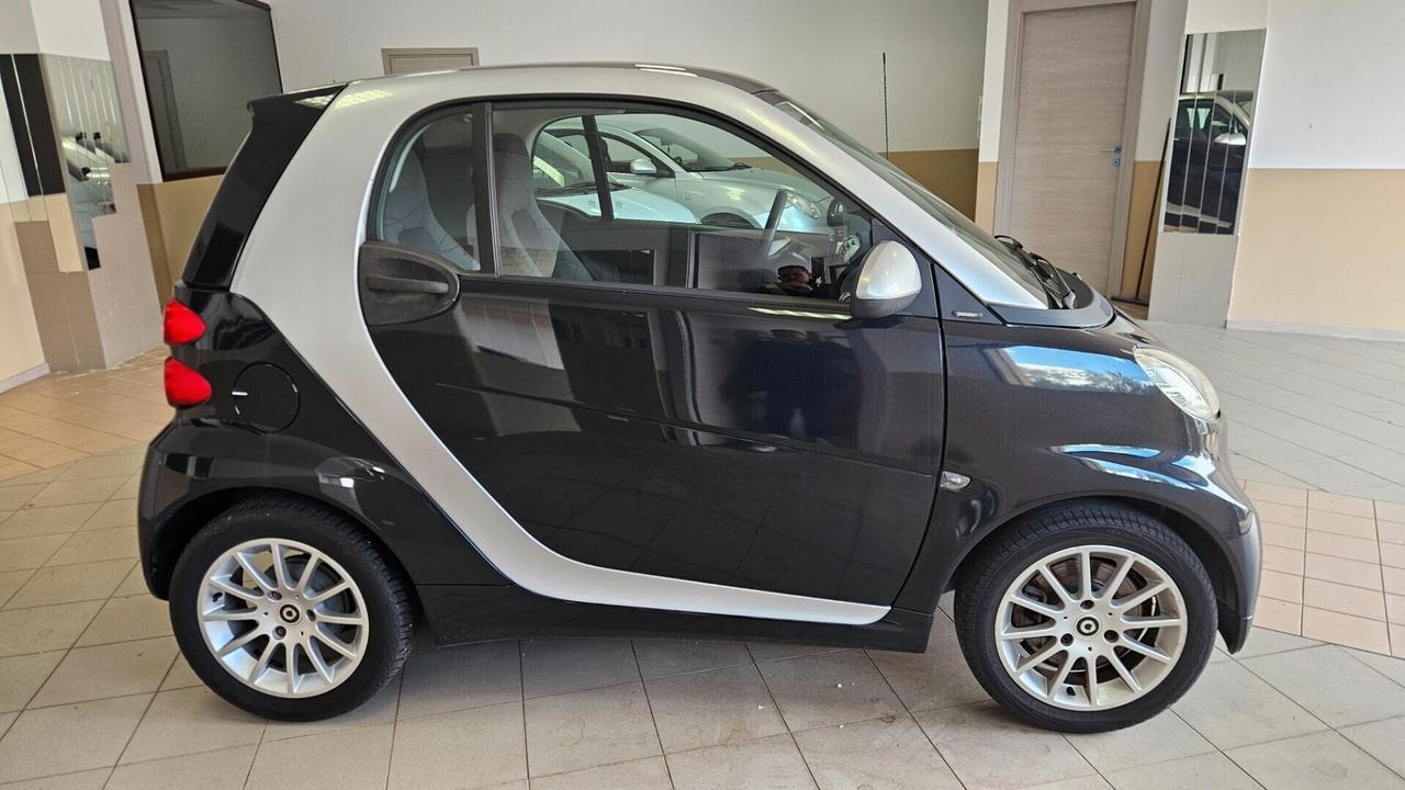 Smart ForTwo 800 40 kW coupé passion cdi