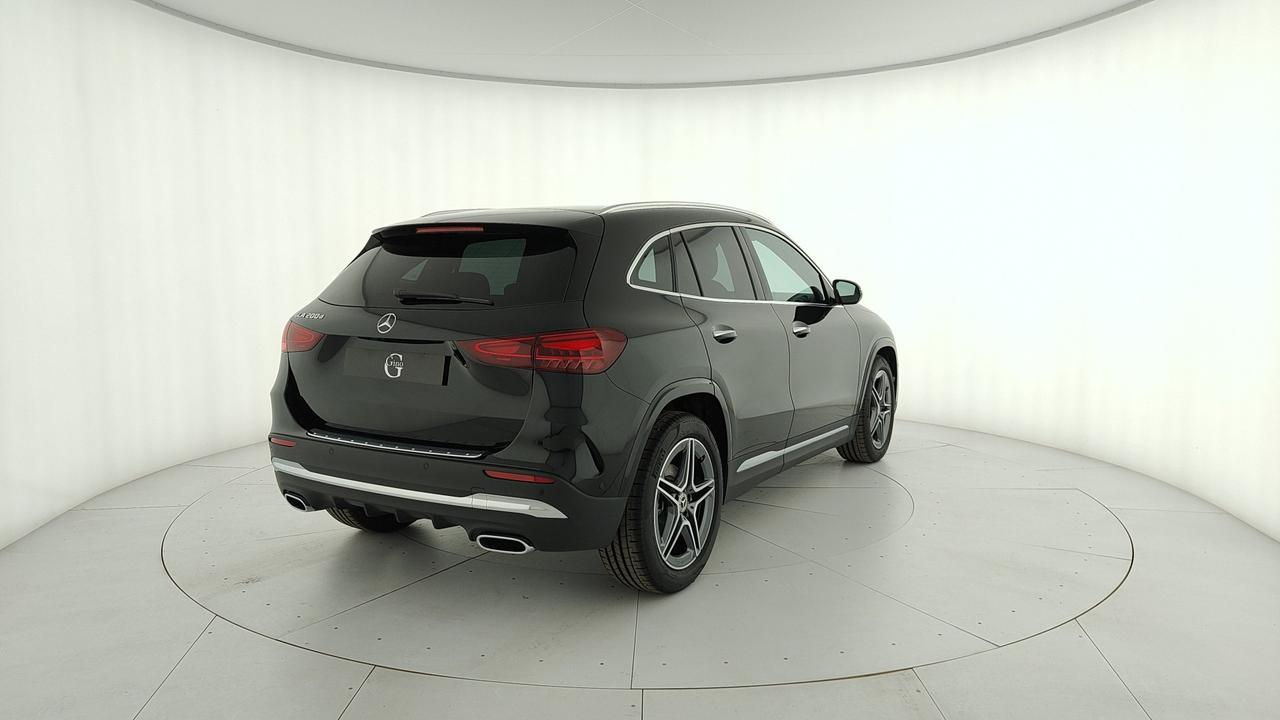 Mercedes-Benz GLA 200 d automatic