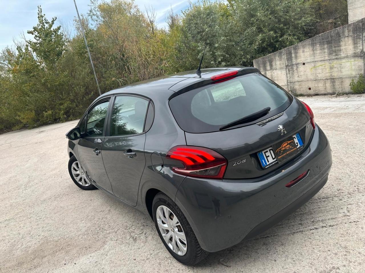 Peugeot 208 BlueHDi 75 5 porte Allure