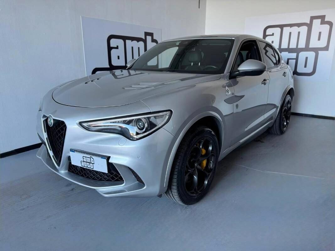 Alfa Romeo Stelvio 2.9 Bi-Turbo V6 510 CV AT8 Quadrifoglio