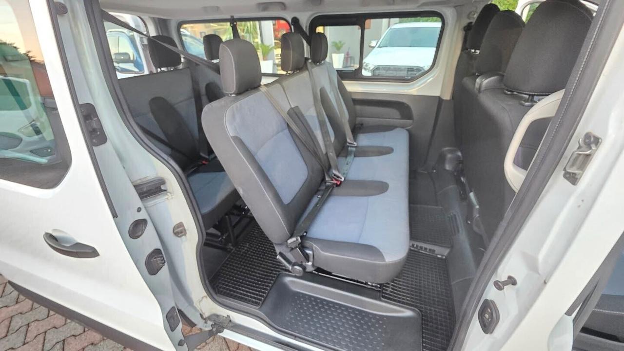 Opel Vivaro 1.6 dCi BiTurbo 125CV 9 posti Nazionale