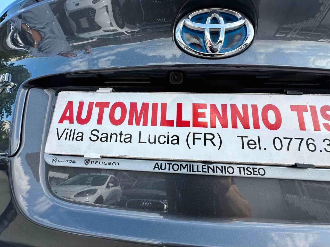 Toyota C-HR 1.8 Hybrid E-CVT Business