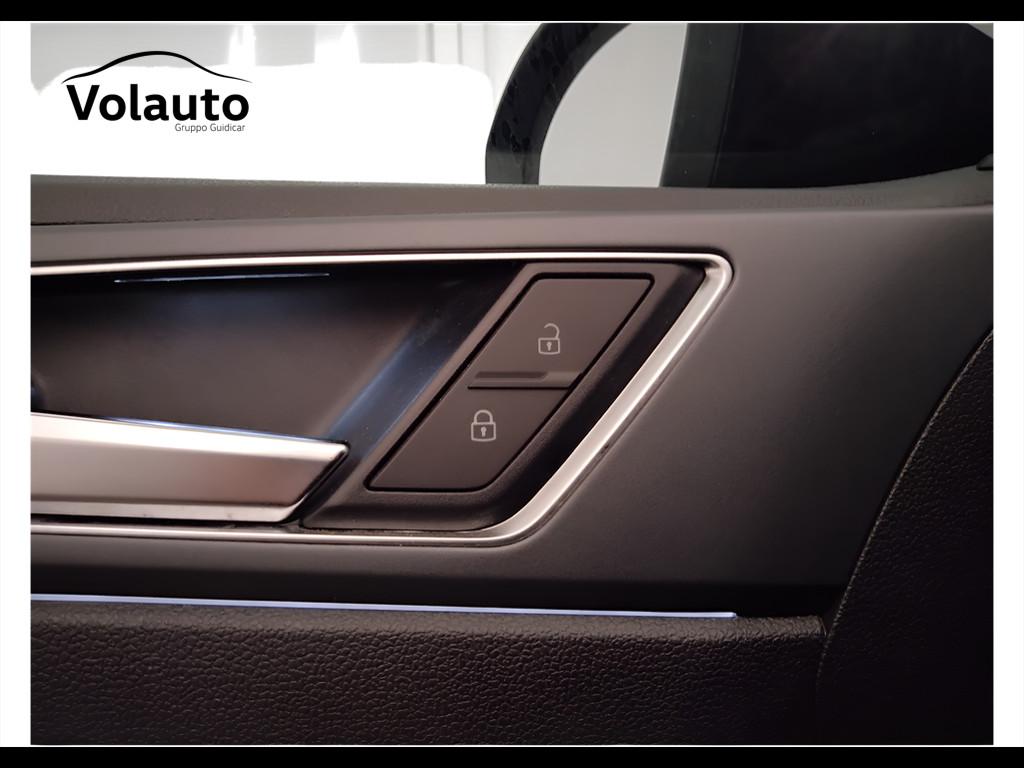 VOLKSWAGEN Taigo - Taigo 1.0 tsi R-Line 110cv