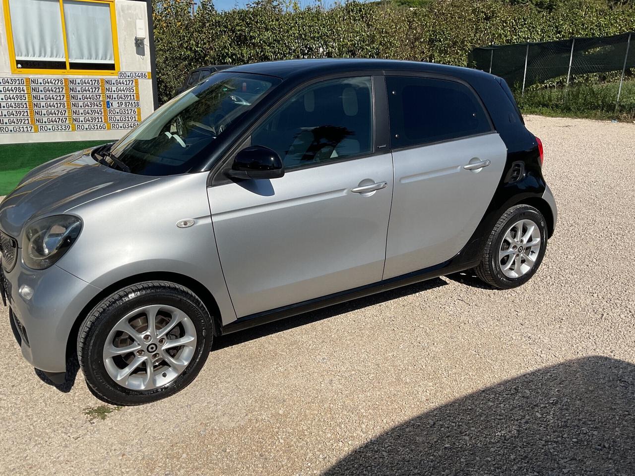 Smart ForFour 70 1.0 Passion