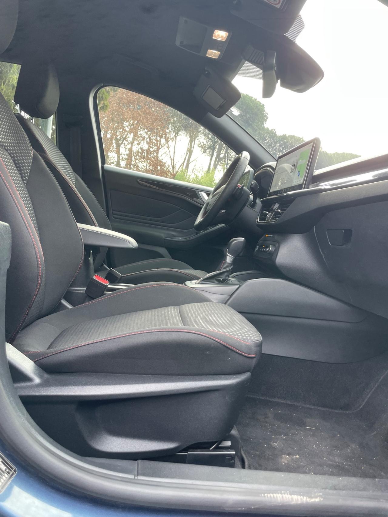 Ford Focus 1.0 EcoBoost Hybrid 125 CV SW ST-Line