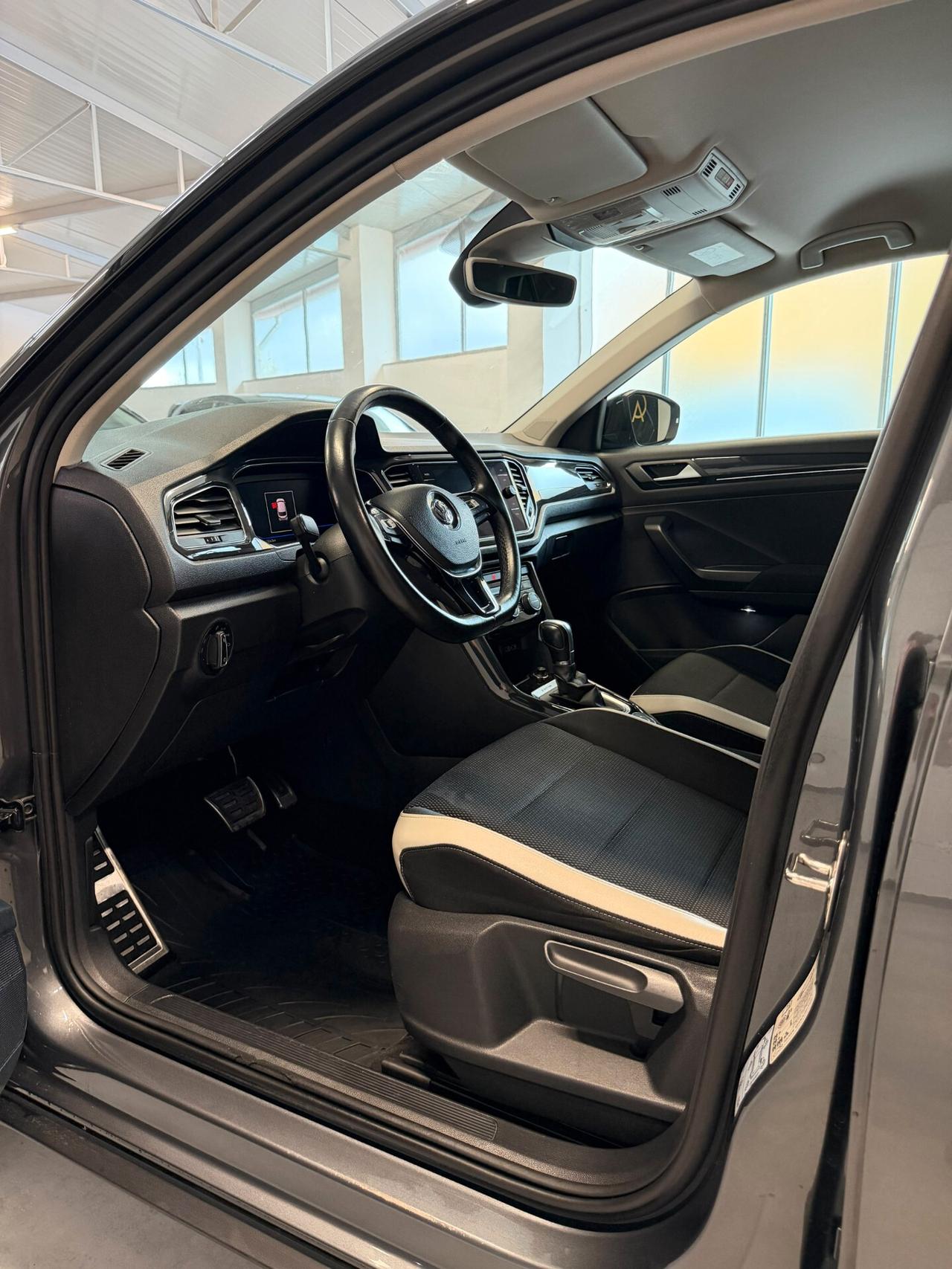 Volkswagen T-Roc 2.0 TDI SCR 150 CV DSG Business BlueMotion Technology