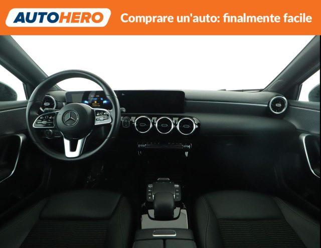 MERCEDES-BENZ A 180 Automatic Sport