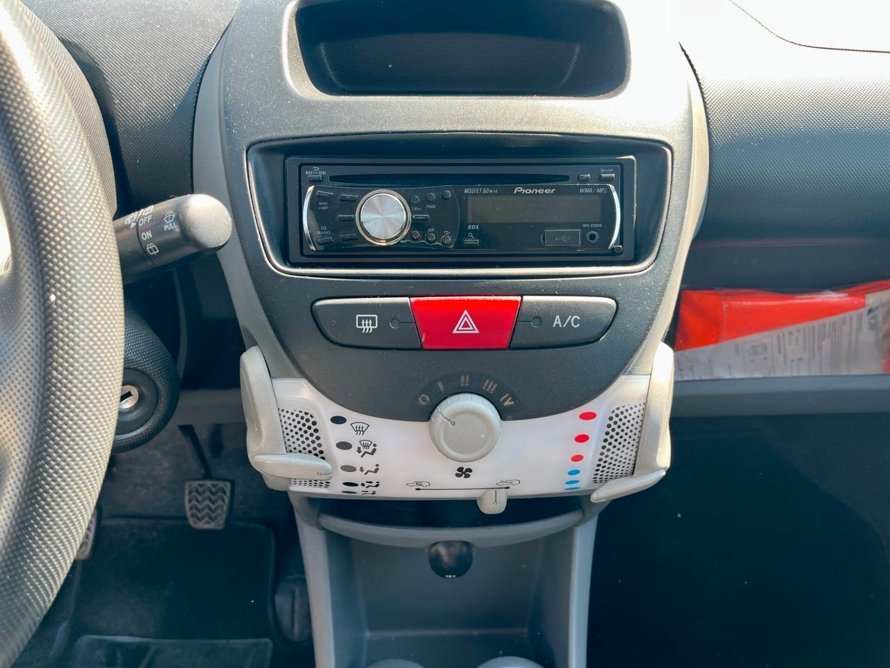 Peugeot 107 5porte - 2 anni di garanzia - 60.000km