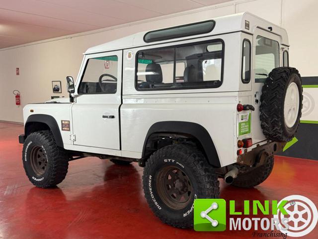 LAND ROVER Defender 90 2.5 Td5 S.W.