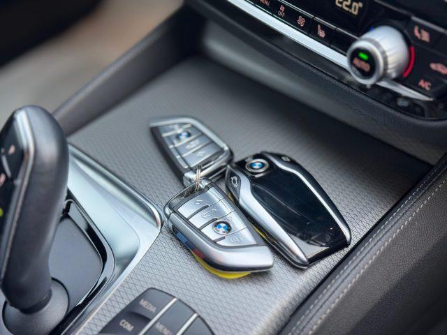 BMW 520 D AUTOM TOURING Msport *TAGLIANDI BMW*UNIPROP*