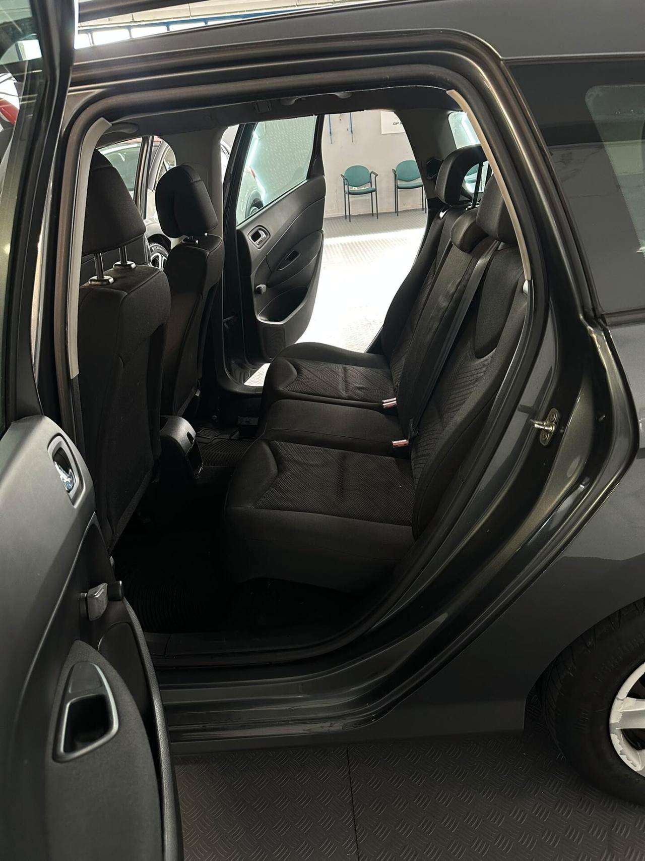 Peugeot 308 1.6 HDi 110CV SW Ciel Premium