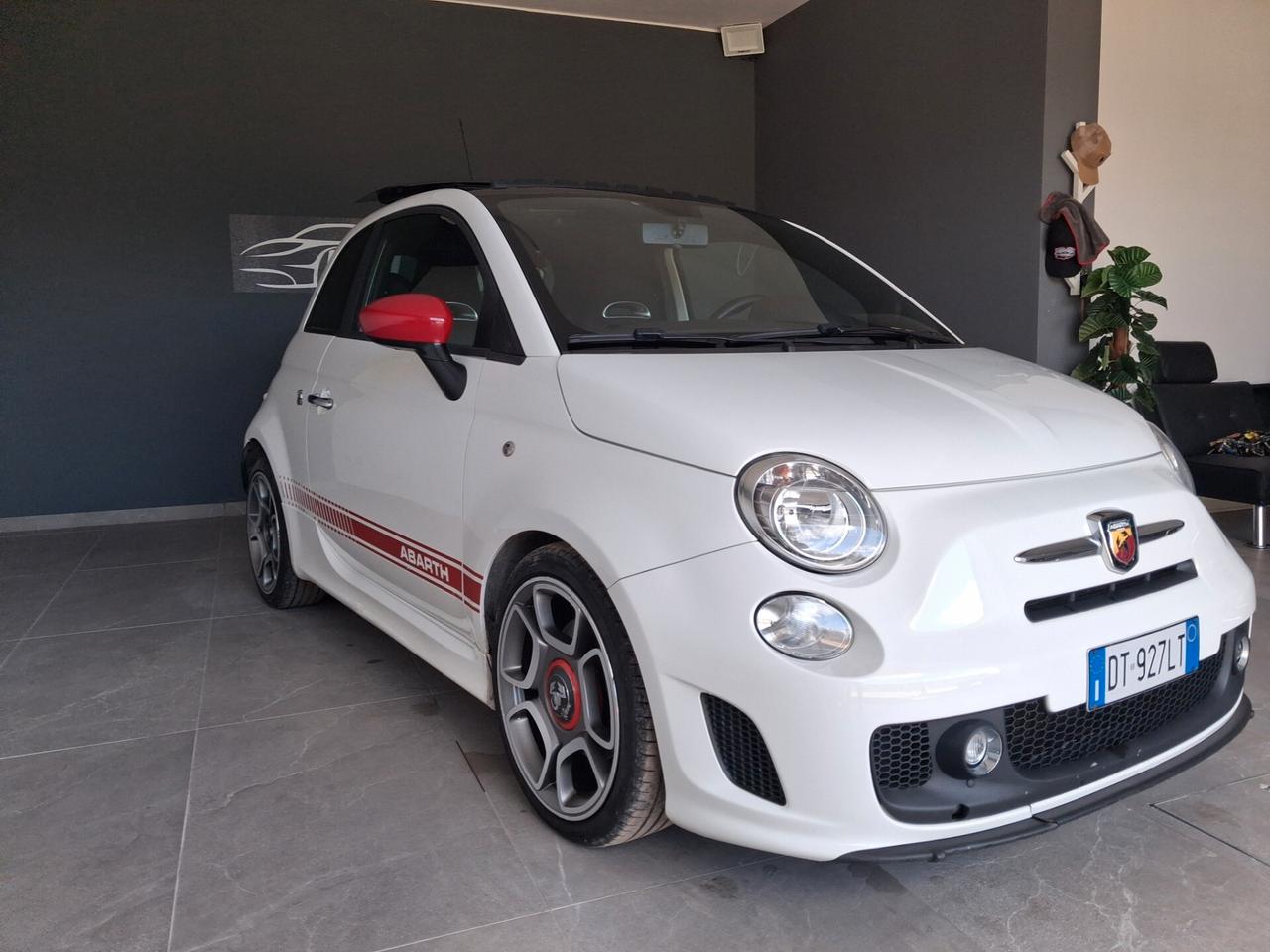 Abarth 500 1.4 Turbo T-Jet si accettano permute tetto panoramico apribile