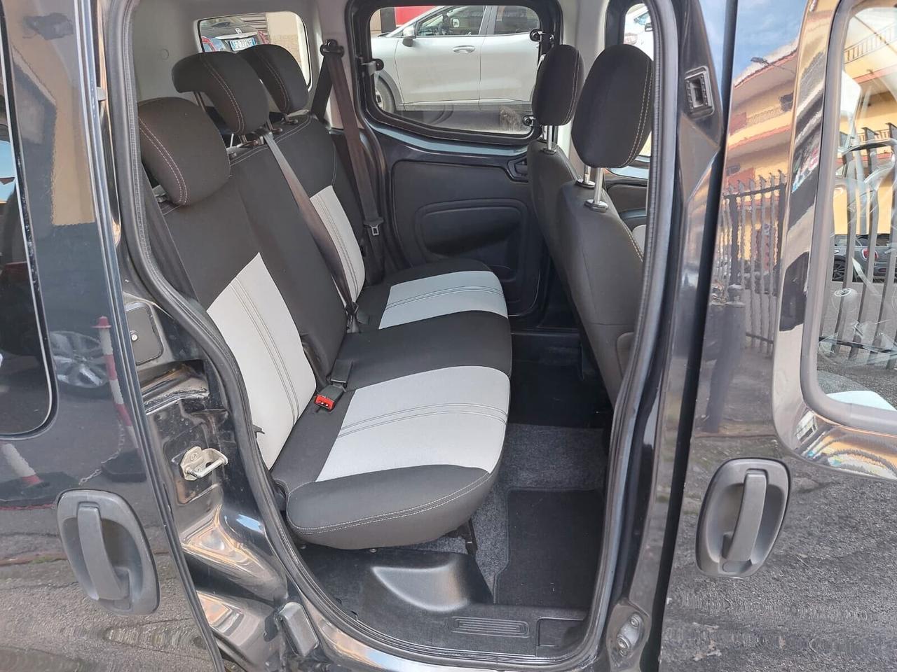 QUBO 1.3 Multijet Lounge Cat.Euro6