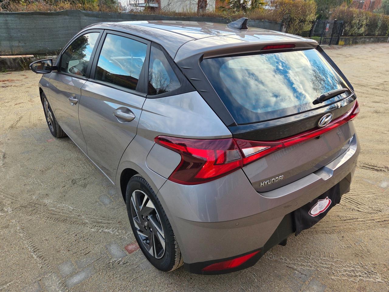 Hyundai i20 1.0 T-GDI 48V 100cv iMT Connectline