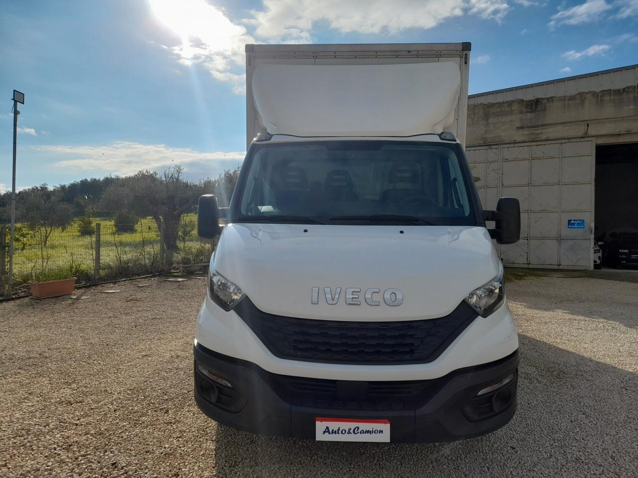 Iveco Daily 35c14 con cassa mobili anno 2021