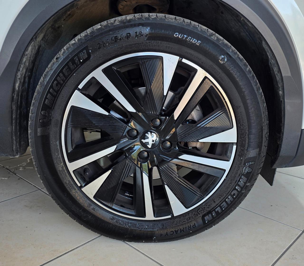 Peugeot 2008 BlueHDi 130 S&S EAT8 GT