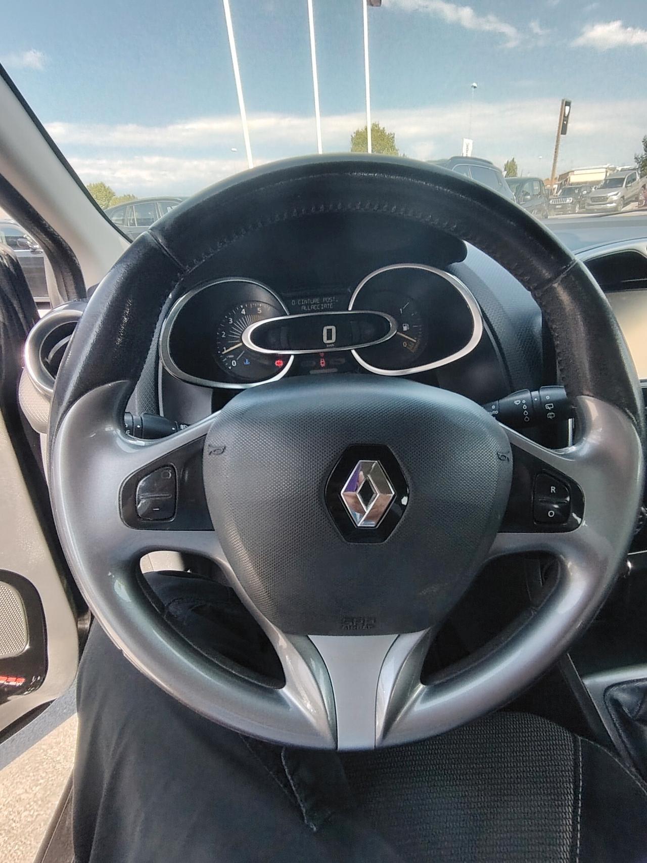 Renault Clio Sporter 1.5 dCi 8V 90CV Costume National - NEOPATENTATI