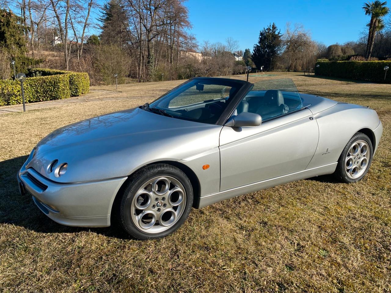 Alfa Romeo GTV Spider 2.0i 16V Twin Spark cat L