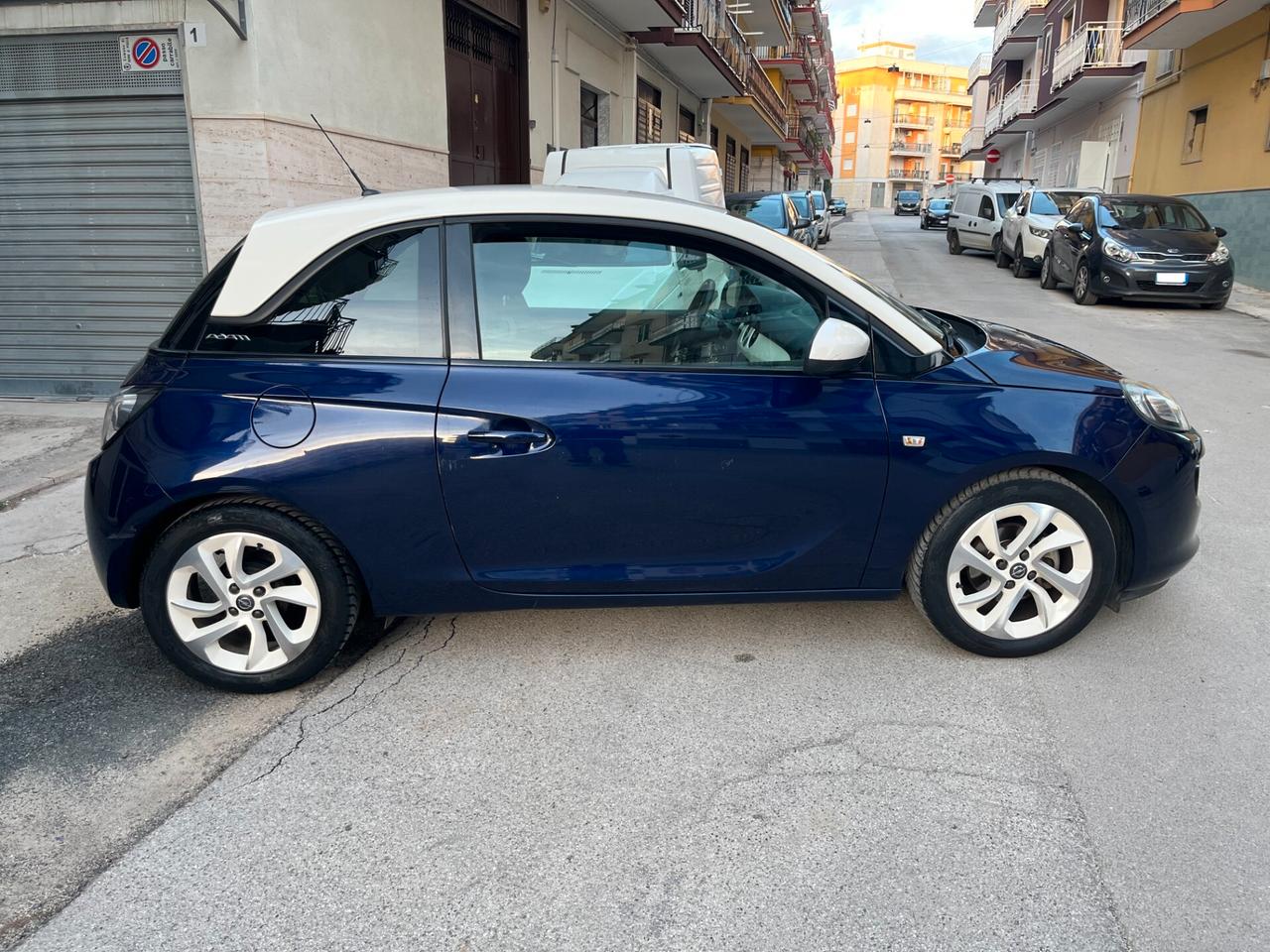 Opel Adam 1.2 70 CV Jam