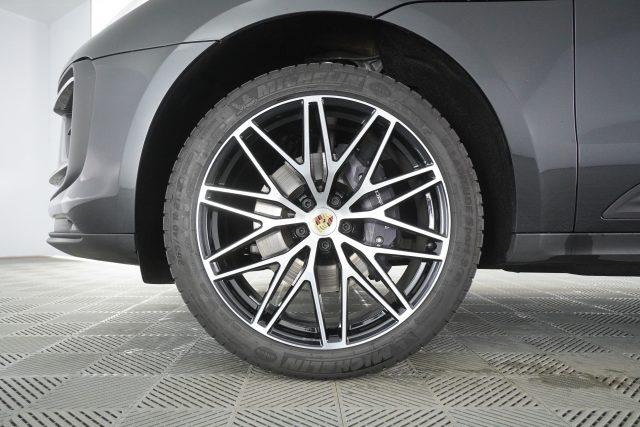 PORSCHE Macan Macan 2.0