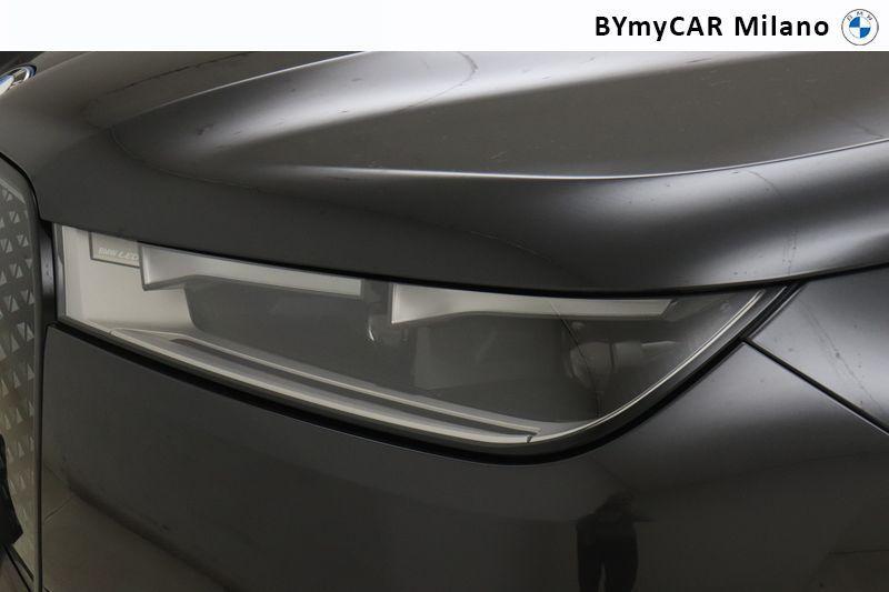 BMW iX 40 pacchetto sportivo xDrive