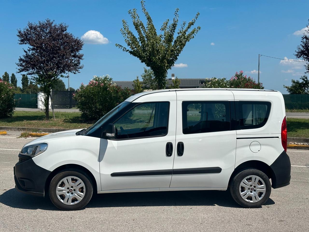 Fiat Doblo AUTOCARRO 5 POSTI 1.3 Mijet 95CV Euro6