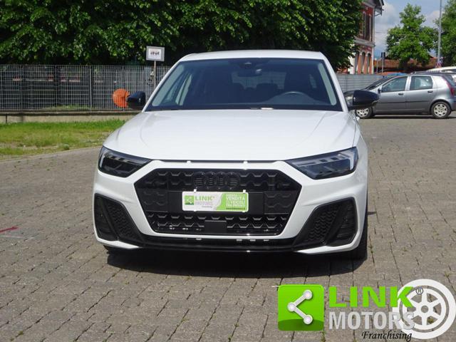 AUDI A1 SPB 40 TFSI S tronic Identity Black S Line