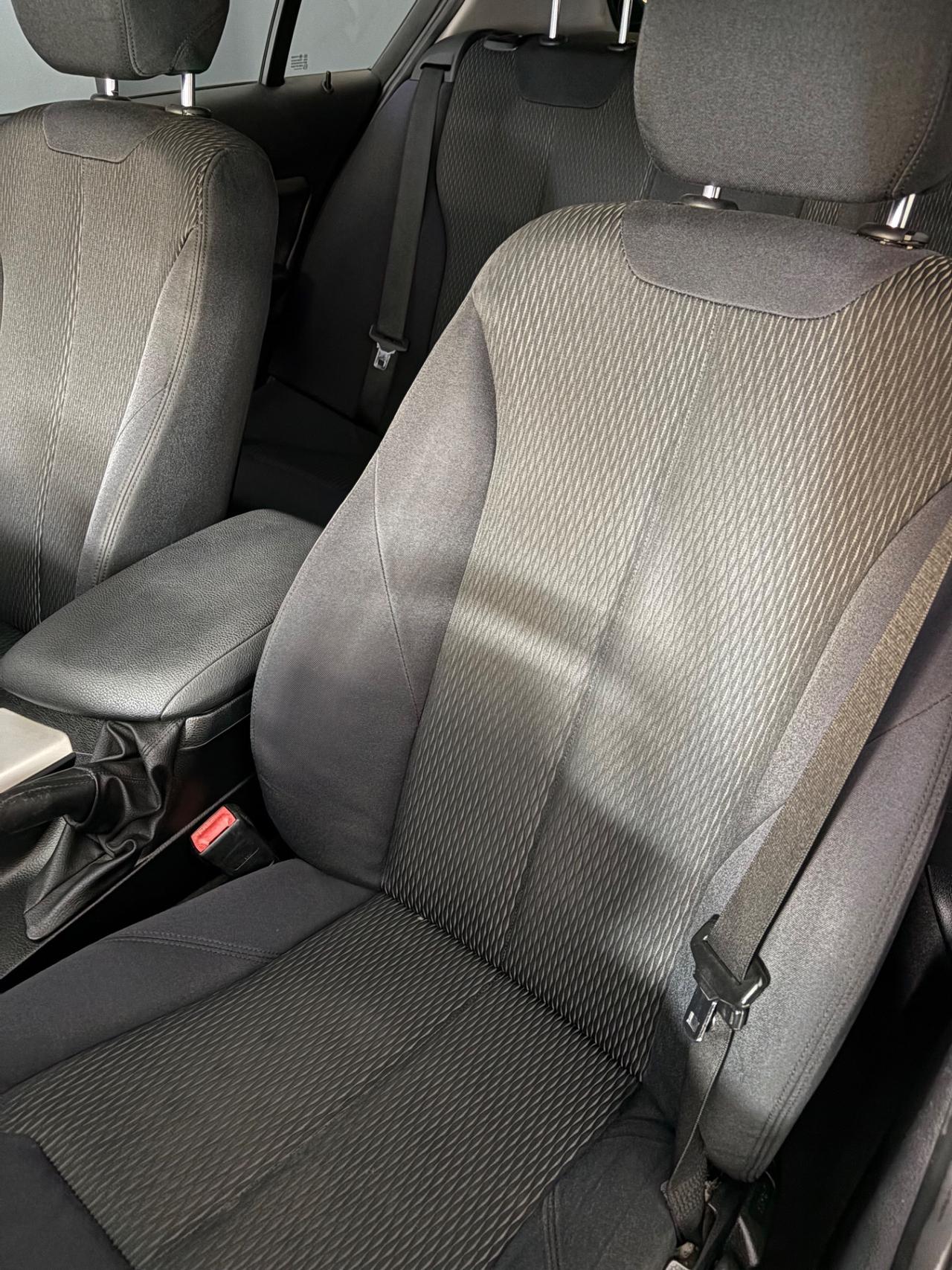 Bmw 118D catena appena fatta NEOPATENTATI
