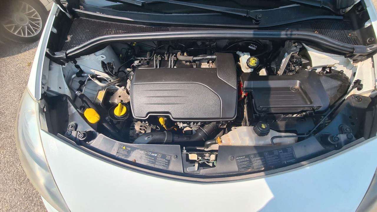Renault Clio 1.2 16V 5 porte GPL Yahoo!