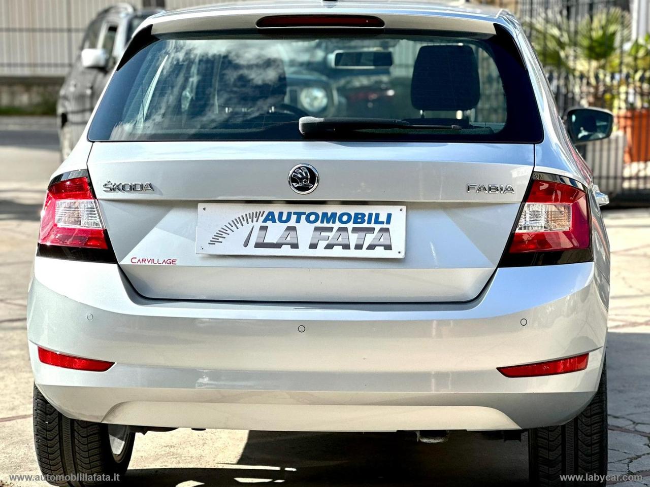 SKODA Fabia 1.0 MPI 60 CV Design Edition