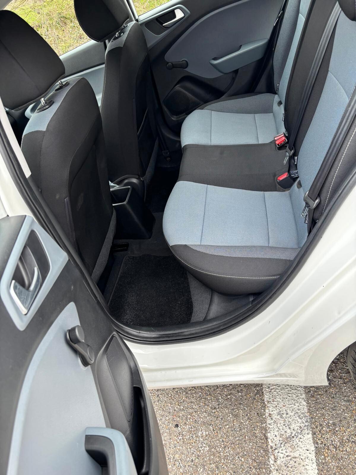 Hyundai i20 1.2 GPL 84 CV 5 porte Econext Comfort UNICO PROPRIETARIO neopatentati