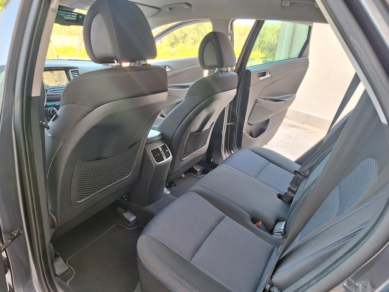 Hyundai Tucson 1.7 crdi X POSSIBLE NAVI CAMERA 2018