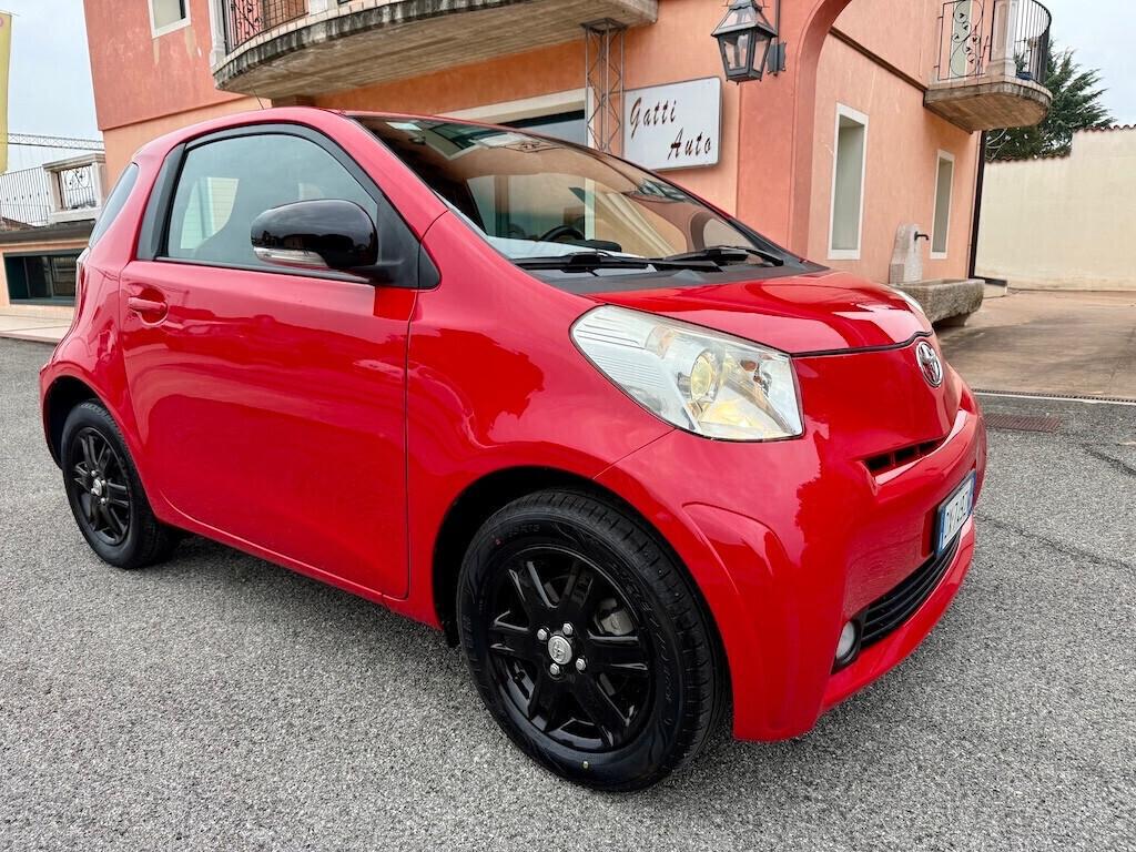 Toyota iQ 1.0 Sol