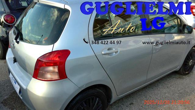 TOYOTA Yaris 1.3 5 porte Sol
