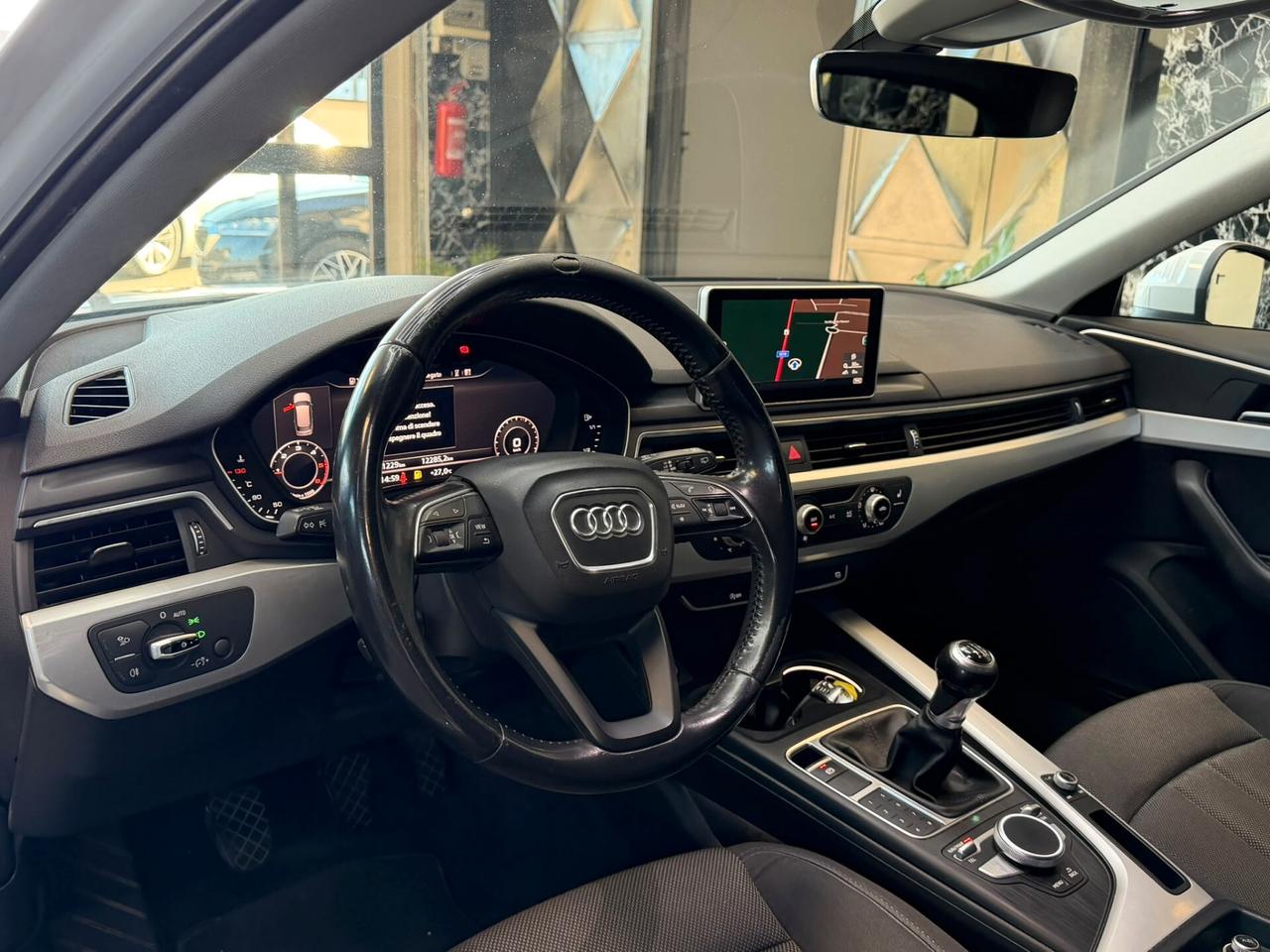 Audi A4 Avant 2.0 TDI 150 CV Business