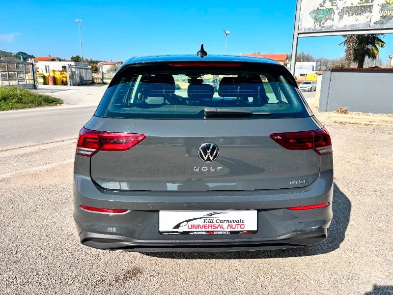 VOLKSWAGEN Golf 8ª serie Golf 1.0 eTSI EVO DSG...