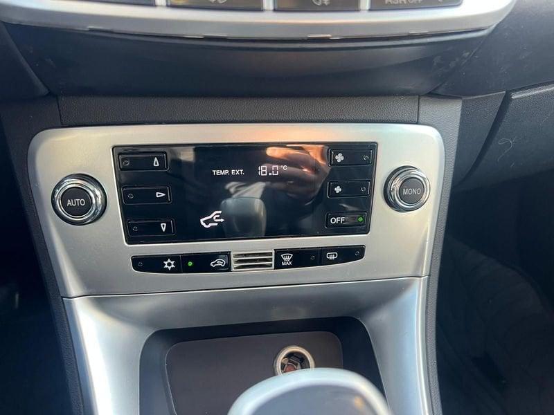 Lancia Delta Delta 1.6 MJT DPF Platino TETTO APRIBILE