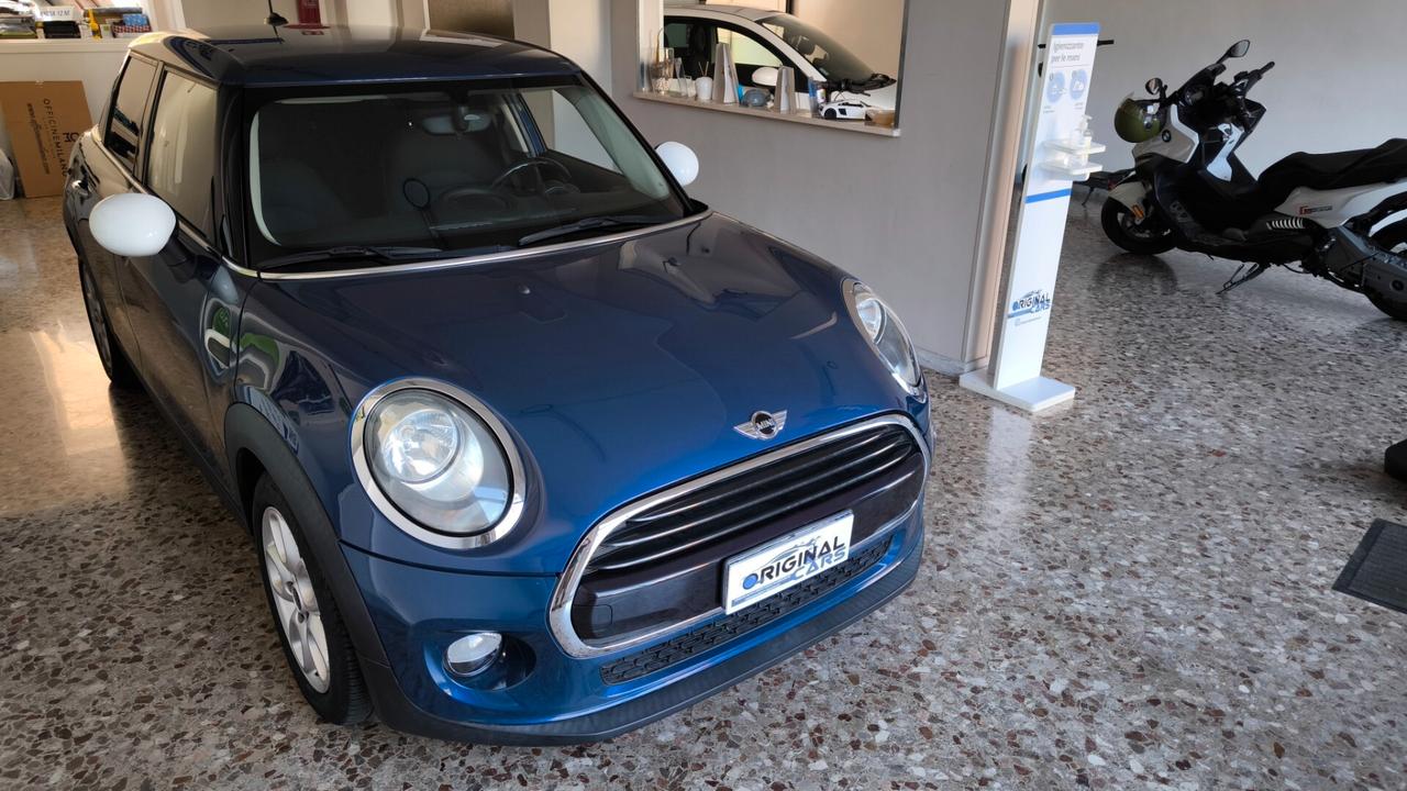 Mini 1.5 Cooper D Business 5 porte