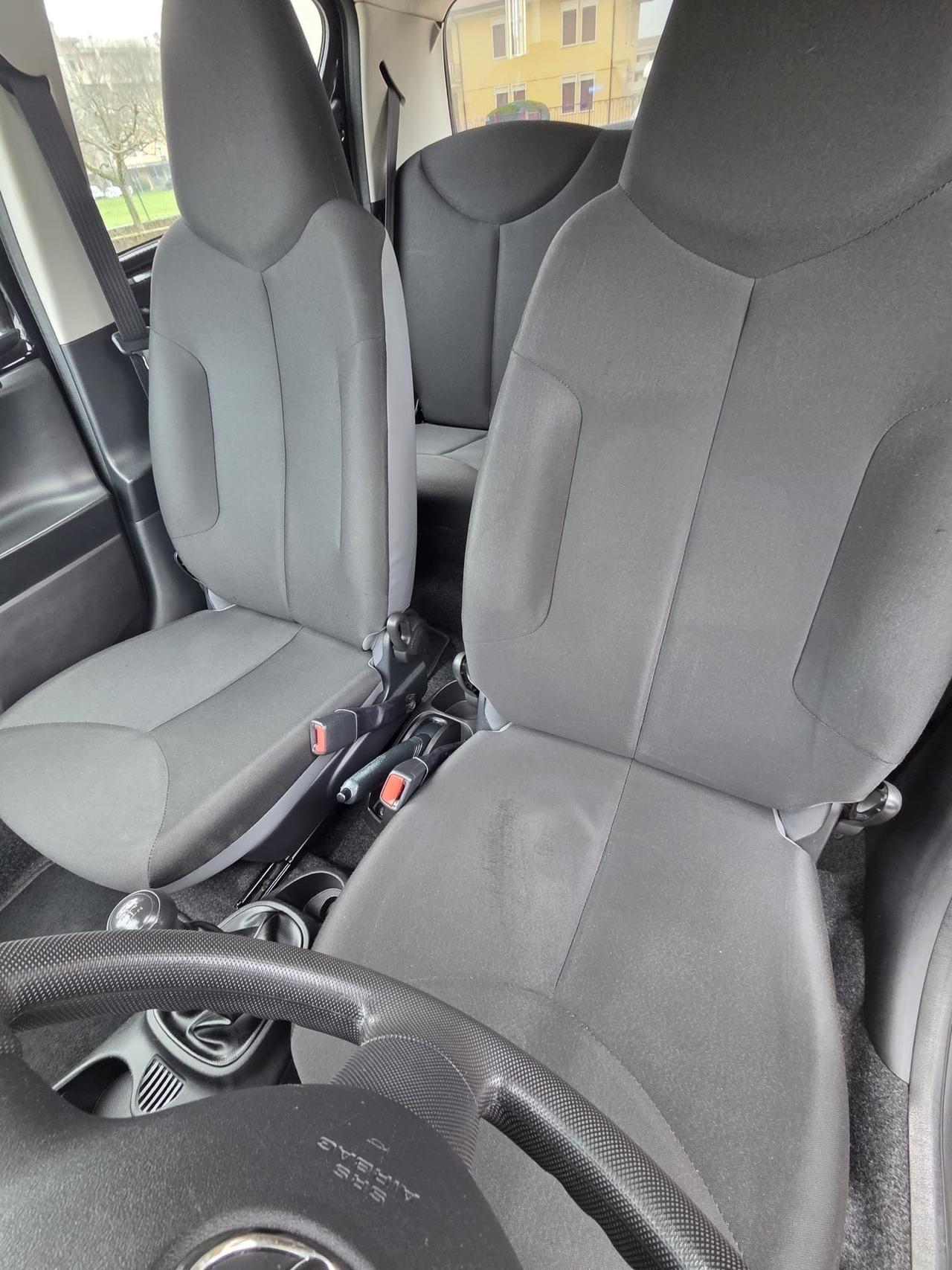 Toyota Aygo 1.0 12V VVT-i 5 porte Active Connect