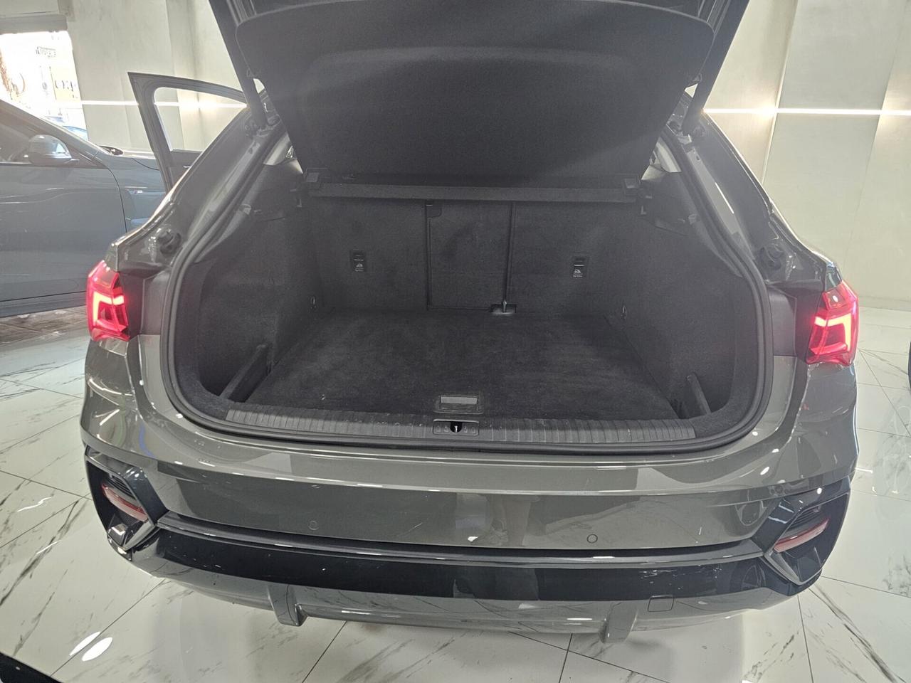 NUOVA AUDI Q3 SPORTBACK 35 TDI 150CV S-TRONIC S-LINE IDENTITY BLACK