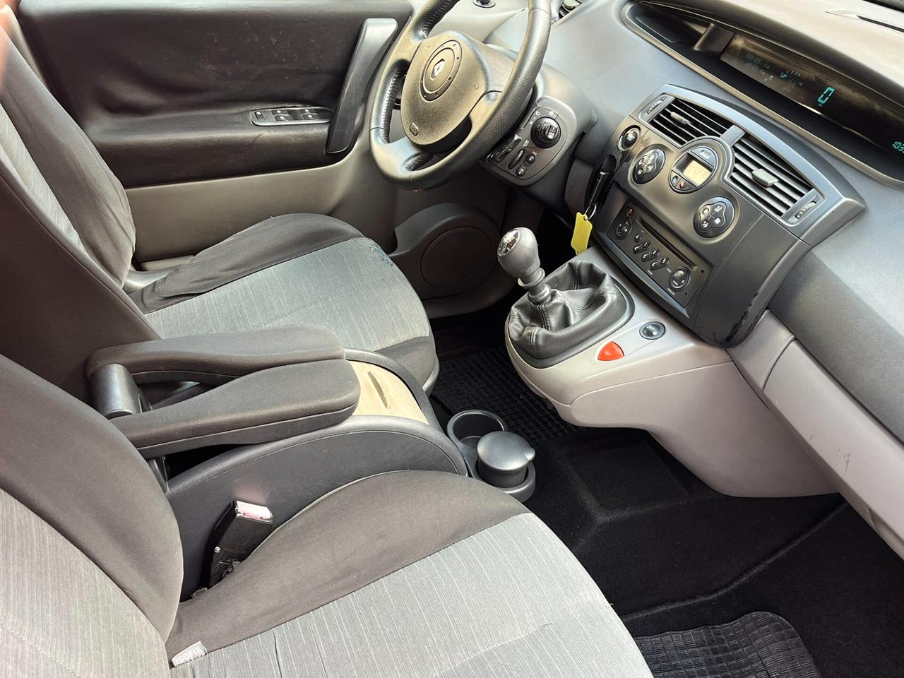Renault Scenic 1.9 dCi/130CV Luxe