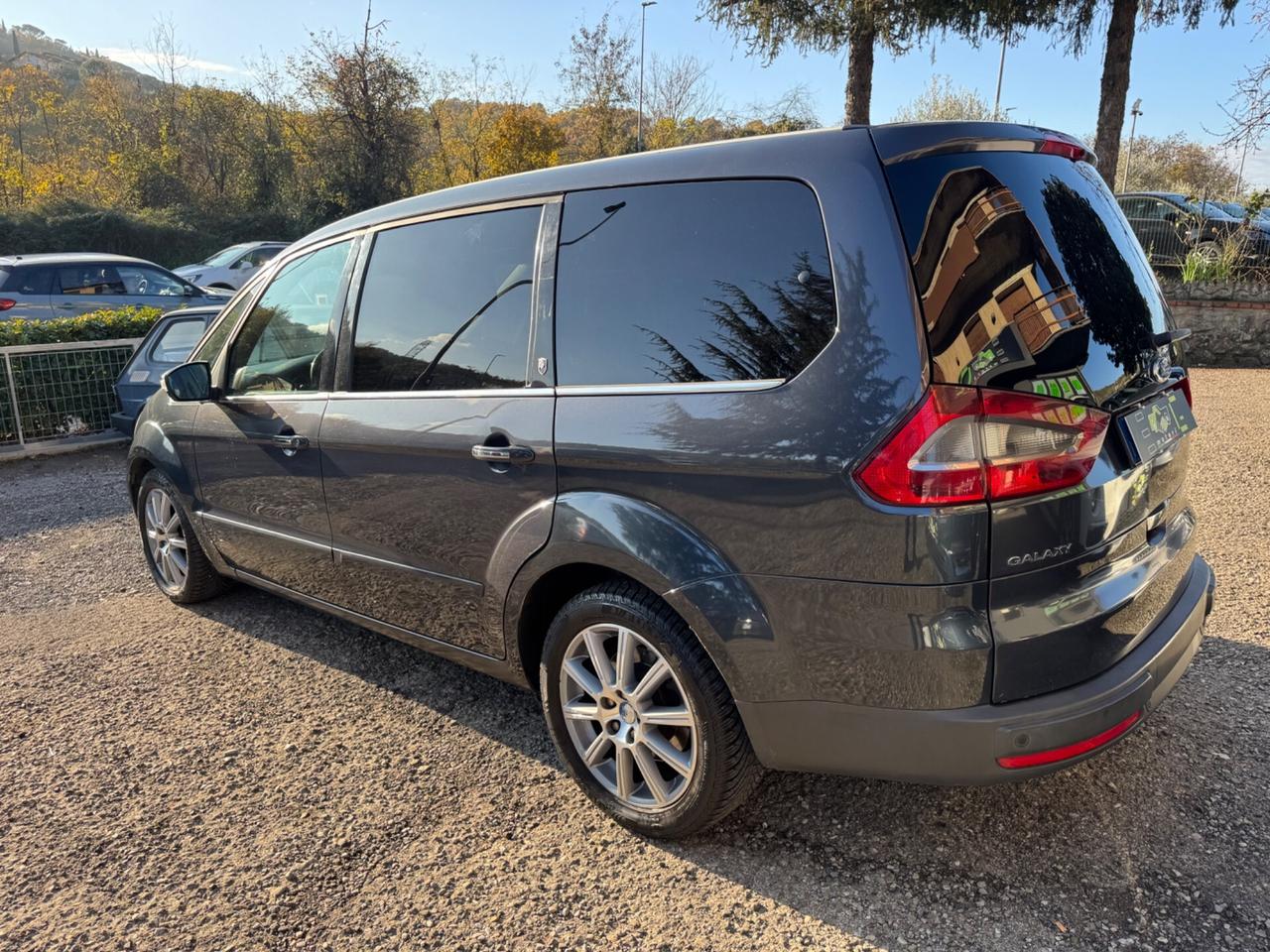 Ford Galaxy 2.0 TDCi 140 CV Ghia DPF