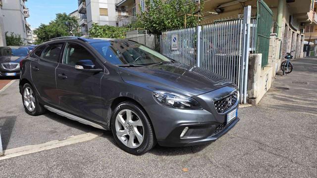 VOLVO V40 Cross Country D2 1.6 Momentum