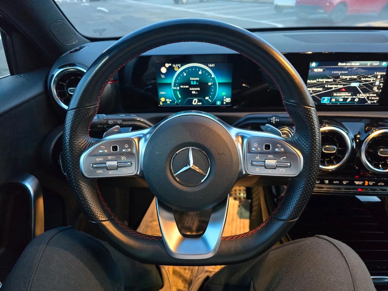 Mercedes-benz A 220 amg premium