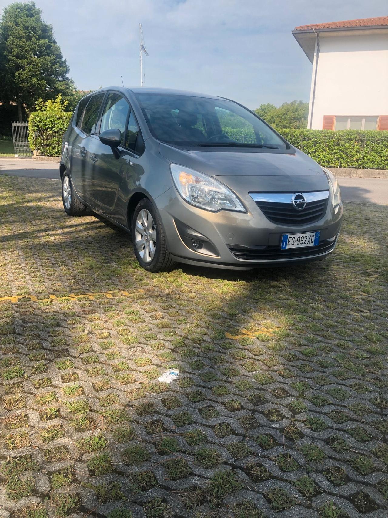 Opel Meriva 1.3 CDTI 95CV ecoFLEX Cosmo