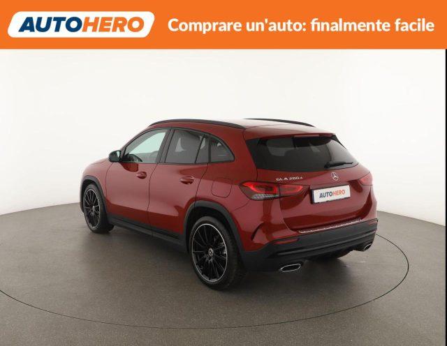 MERCEDES-BENZ GLA 200 d Automatic Sport